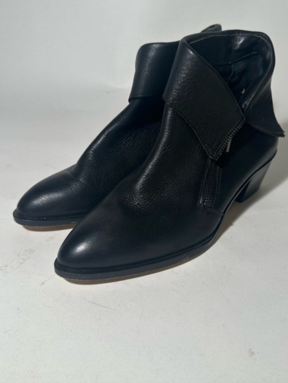Sole / Society Nickelle Sleek Black Ankle Boots with Elastic Panels